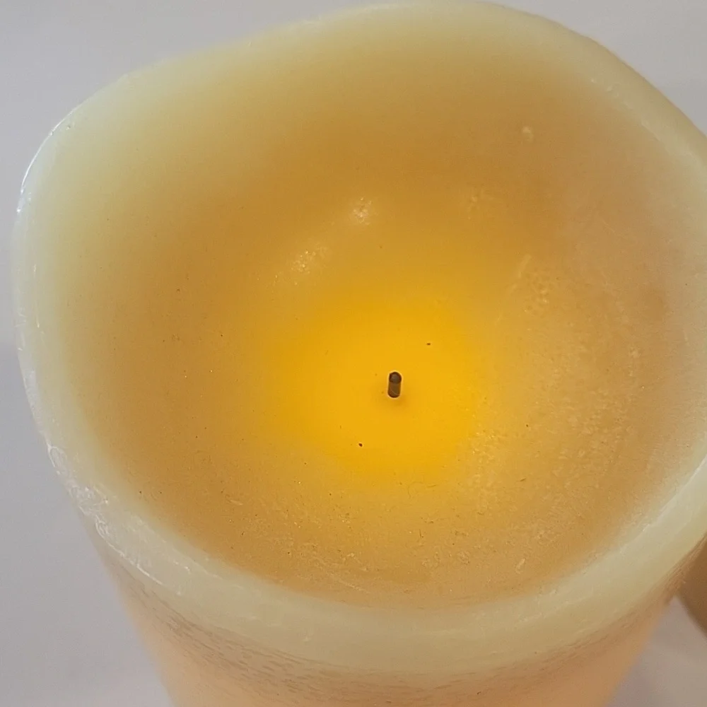 Elegant Cream Candle Set